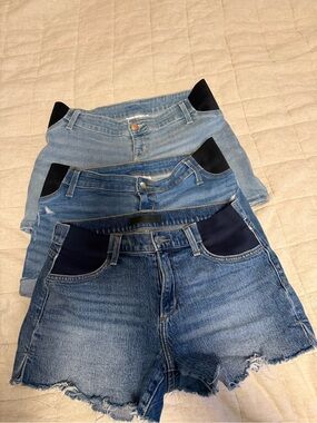 3-Pack Maternity Blue Denim Shorts with Elastic Waist Panels Size M & 29